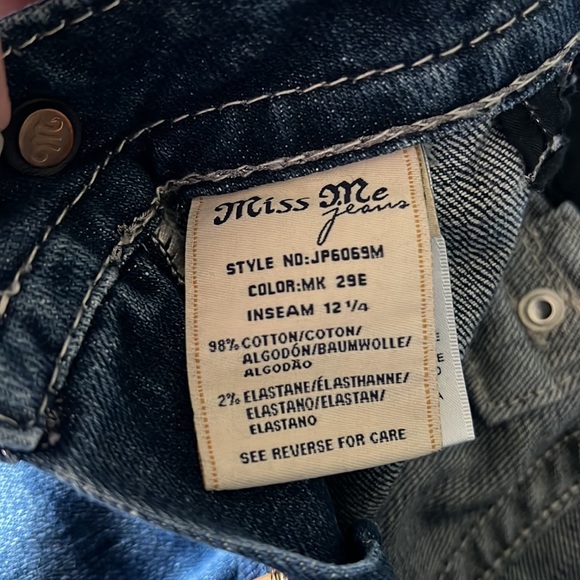 MISS ME • Dark Wash Bermuda Jeans Shorts Size 27 - Picture 8 of 12